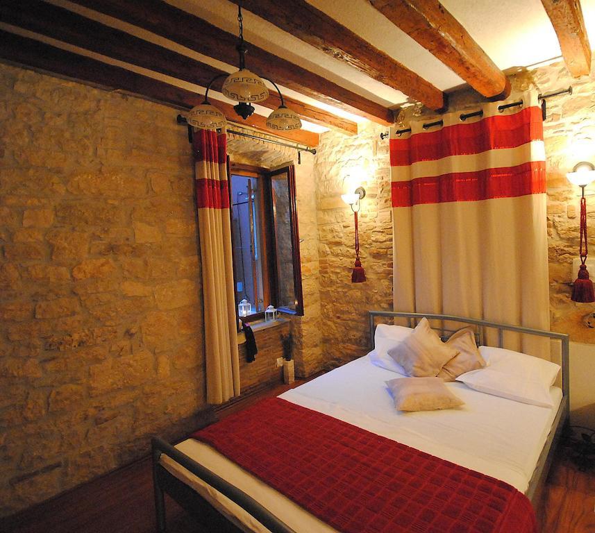 Guesthouse Ancient Stone Rovinj Bagian luar foto