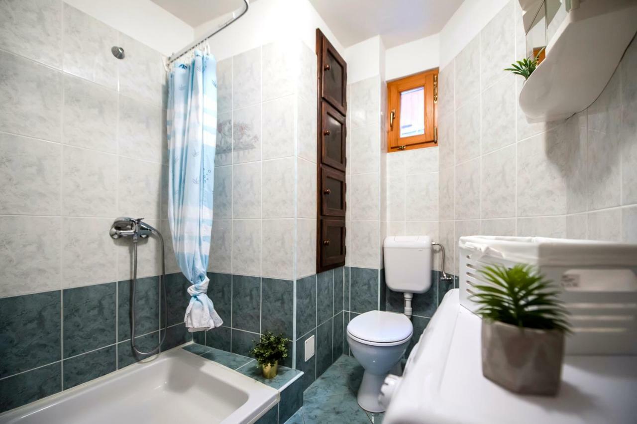 Guesthouse Ancient Stone Rovinj Bagian luar foto