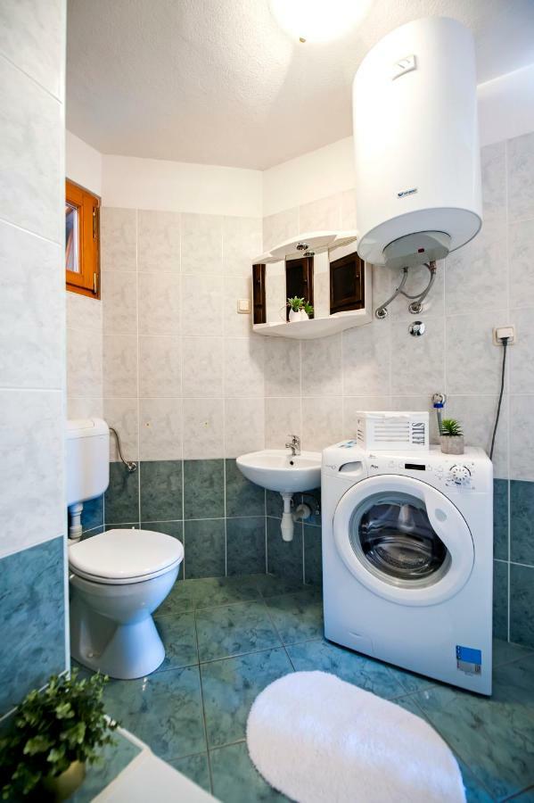 Guesthouse Ancient Stone Rovinj Bagian luar foto