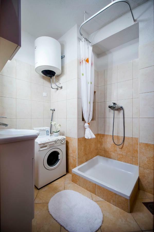 Guesthouse Ancient Stone Rovinj Bagian luar foto