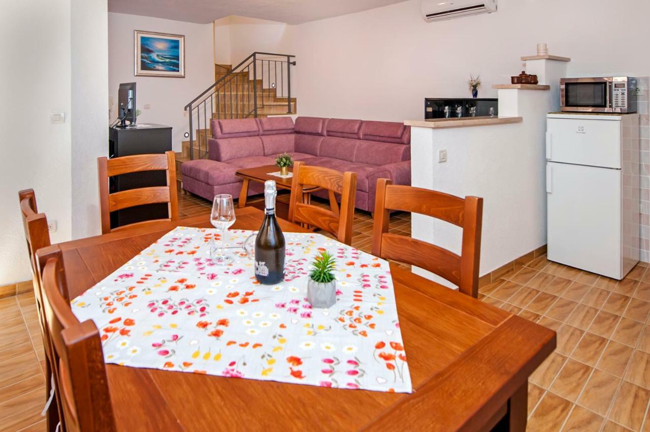 Guesthouse Ancient Stone Rovinj Bagian luar foto