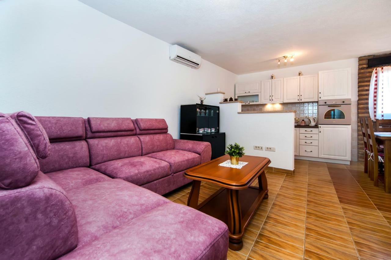 Guesthouse Ancient Stone Rovinj Bagian luar foto