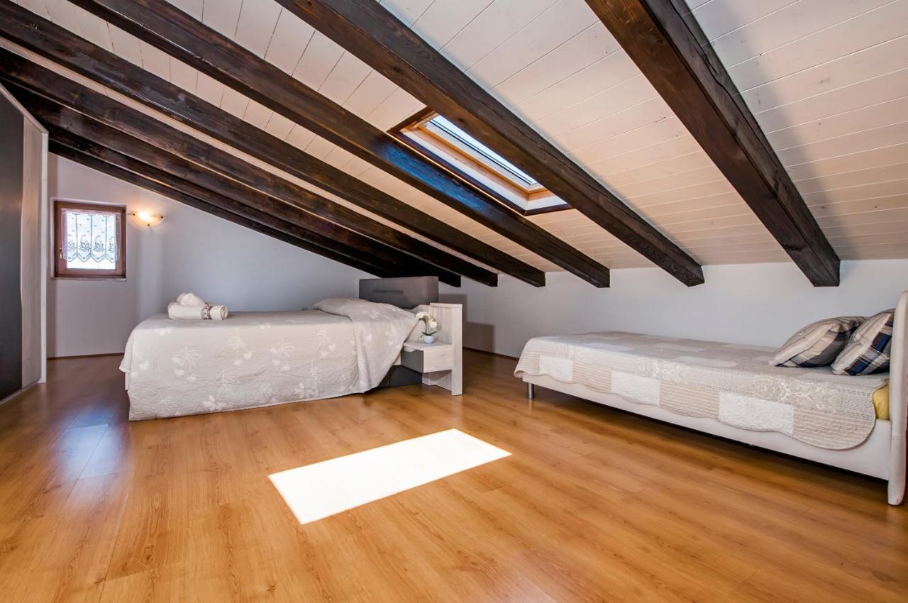 Guesthouse Ancient Stone Rovinj Bagian luar foto