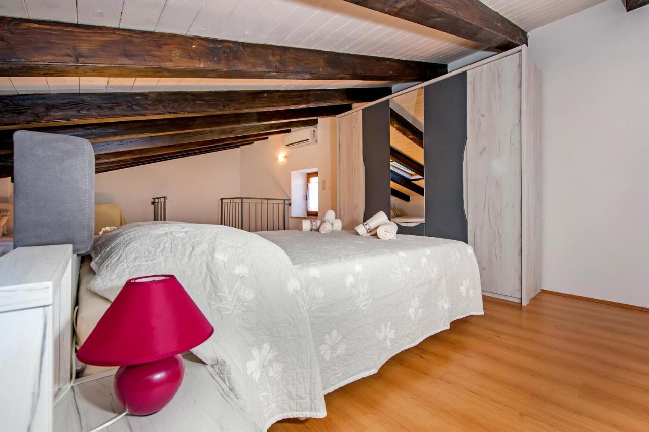 Guesthouse Ancient Stone Rovinj Bagian luar foto